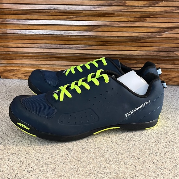 Louis Garneau Urban Cycling Shoes (Dark Night/Sulphur Spring) Men’s Size 10 - Picture 2 of 9